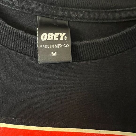 OBEY Amplify Your Voice megaphone T-shirt. Men’s size Medium. - Picture 4 of 7